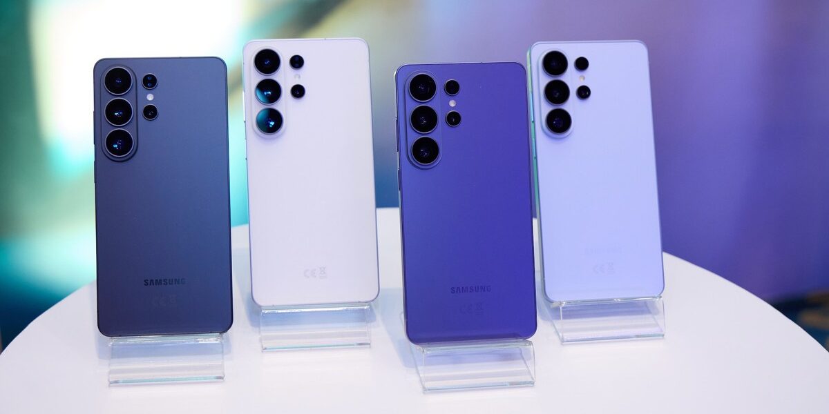 Đánh giá dài hạn Galaxy S26 Ultra: Khi AI thực sự hỗ trợ công việc hàng ngày