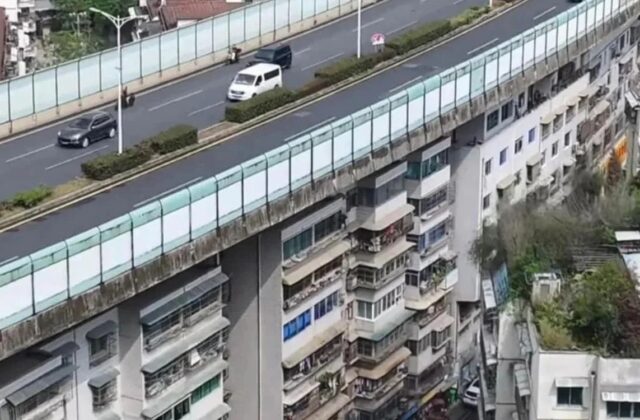 Cuộc Sống Kỳ Lạ Dưới Đường Cao Tốc Trung Quốc: Khám Phá Dự Án Nhà Ở Độc Đáo