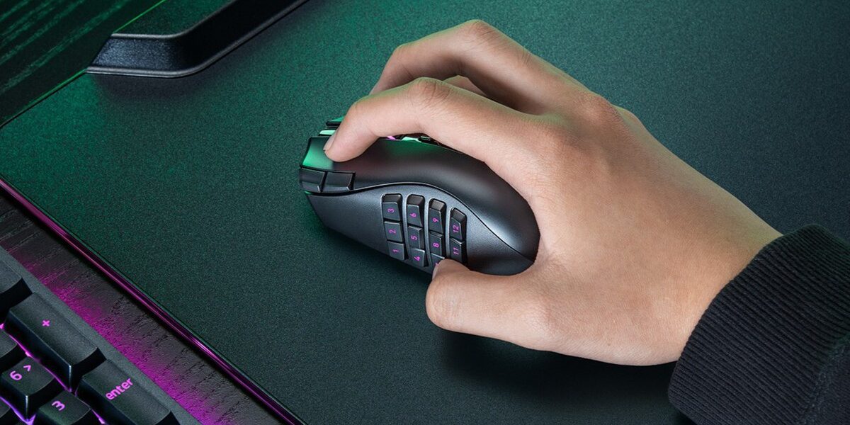 Razer Naga V3 Pro — Chuột MMO mô-đun, 23 nút và cảm biến 50K