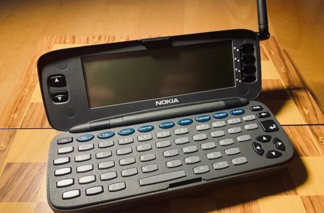 Nokia 9000 Communicator: chiếc điện thoại doanh nhân mở đường nhưng bỏ lỡ vận hội