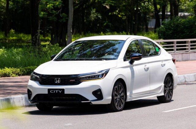 Honda City giảm mạnh: phân tích nên mua ngay hay chờ bản nâng cấp
