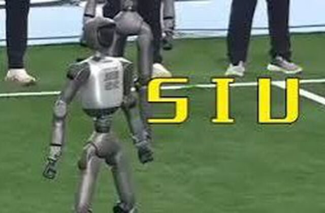Khi robot đá bóng ăn mừng như CR7: pha ghi bàn và màn trình diễn gây bão tại đại hội robot
