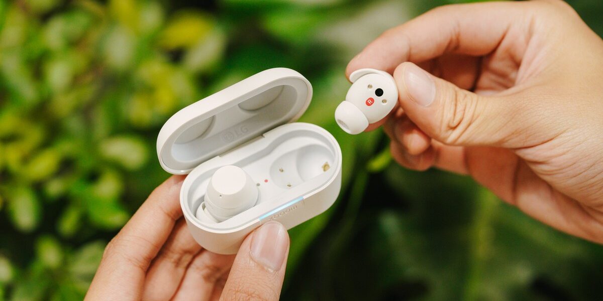 Đánh giá LG xboom Buds Plus: Tai nghe bass lực, nhiều tính năng thiết thực
