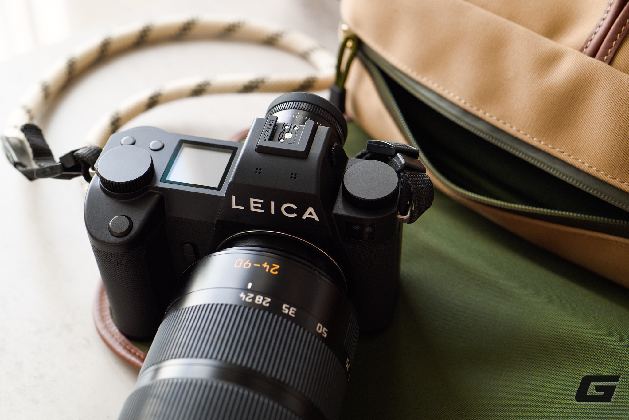 bf01903-17832688110831452529309 Trên tay và trải nghiệm nhanh Leica SL3-P: Chiếc máy ảnh vừa mới ra của hãng "logo chấm đỏ" có gì đáng chú ý? - Ảnh 1.