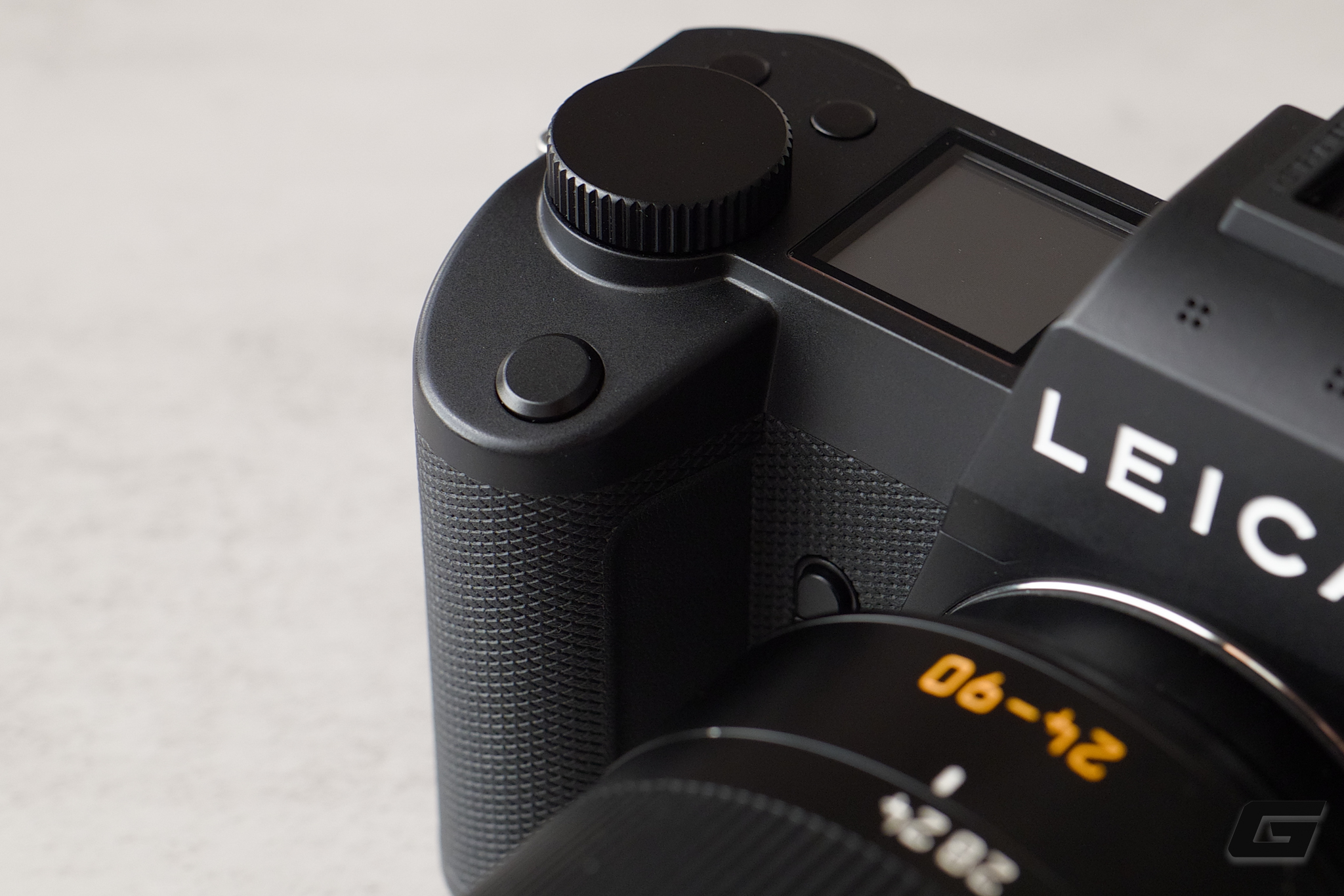 bf01916-17832692637752113768616 Trên tay và trải nghiệm nhanh Leica SL3-P: Chiếc máy ảnh vừa mới ra của hãng "logo chấm đỏ" có gì đáng chú ý? - Ảnh 7.