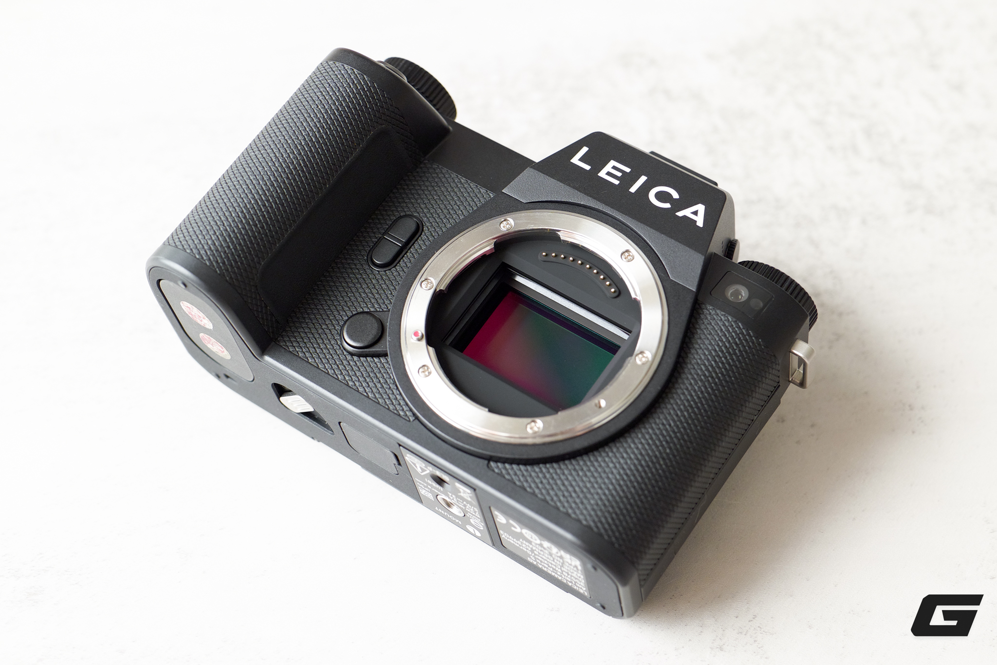 bf01959-1783269203106507502683 Trên tay và trải nghiệm nhanh Leica SL3-P: Chiếc máy ảnh vừa mới ra của hãng "logo chấm đỏ" có gì đáng chú ý? - Ảnh 2.