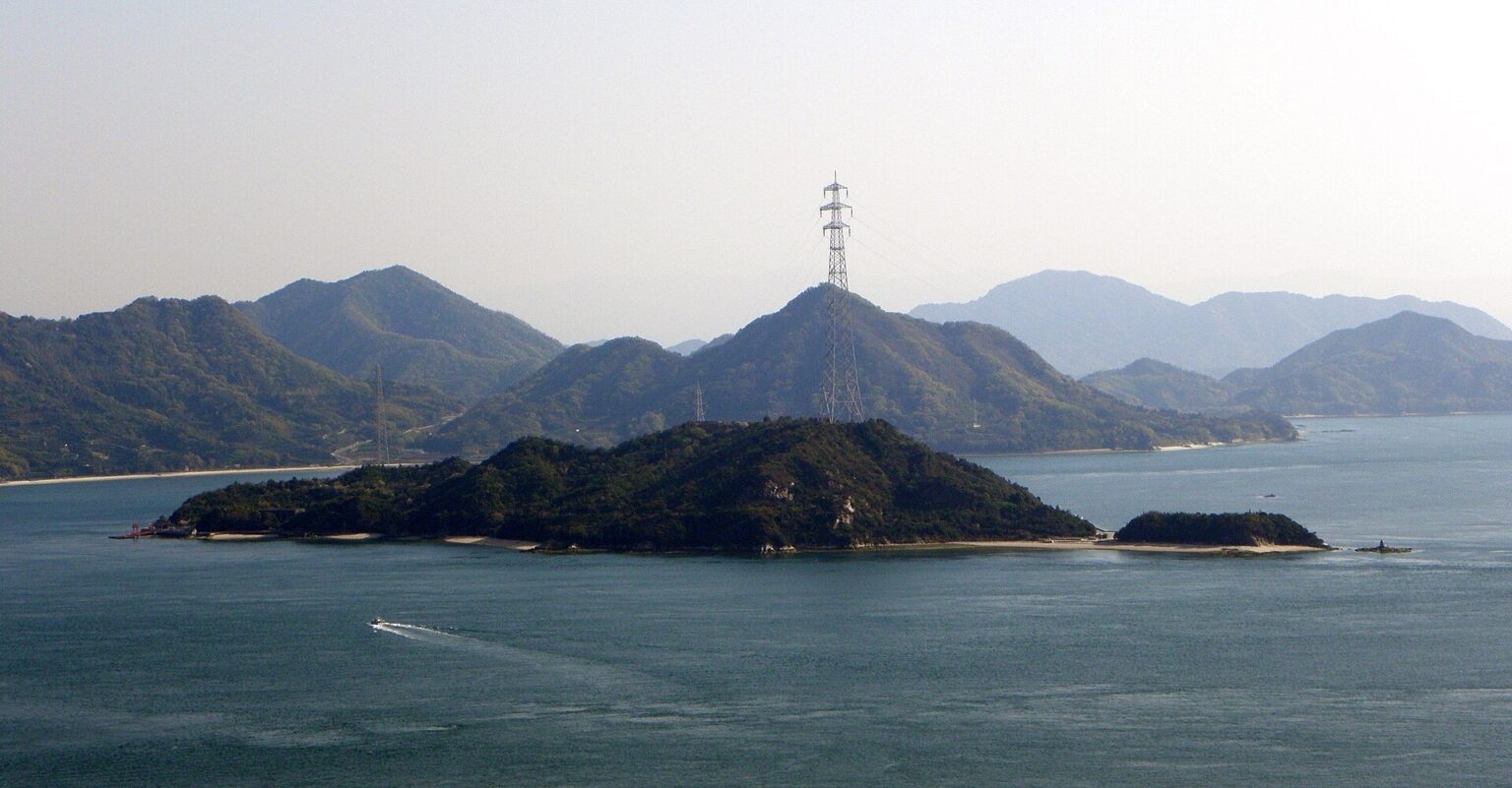 Khám Phá Biến Đổi Sinh Thái Trên Đảo Thỏ Okunoshima Nhật Bản