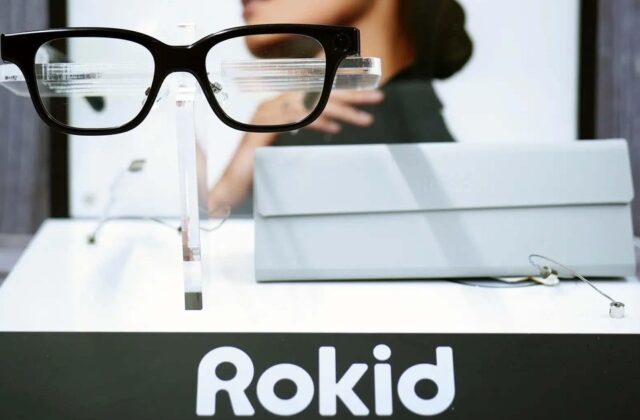Rokid Glasses: Kính AI nhỏ gọn với camera 12 MP và trợ lý dịch thuật cho dùng hằng ngày
