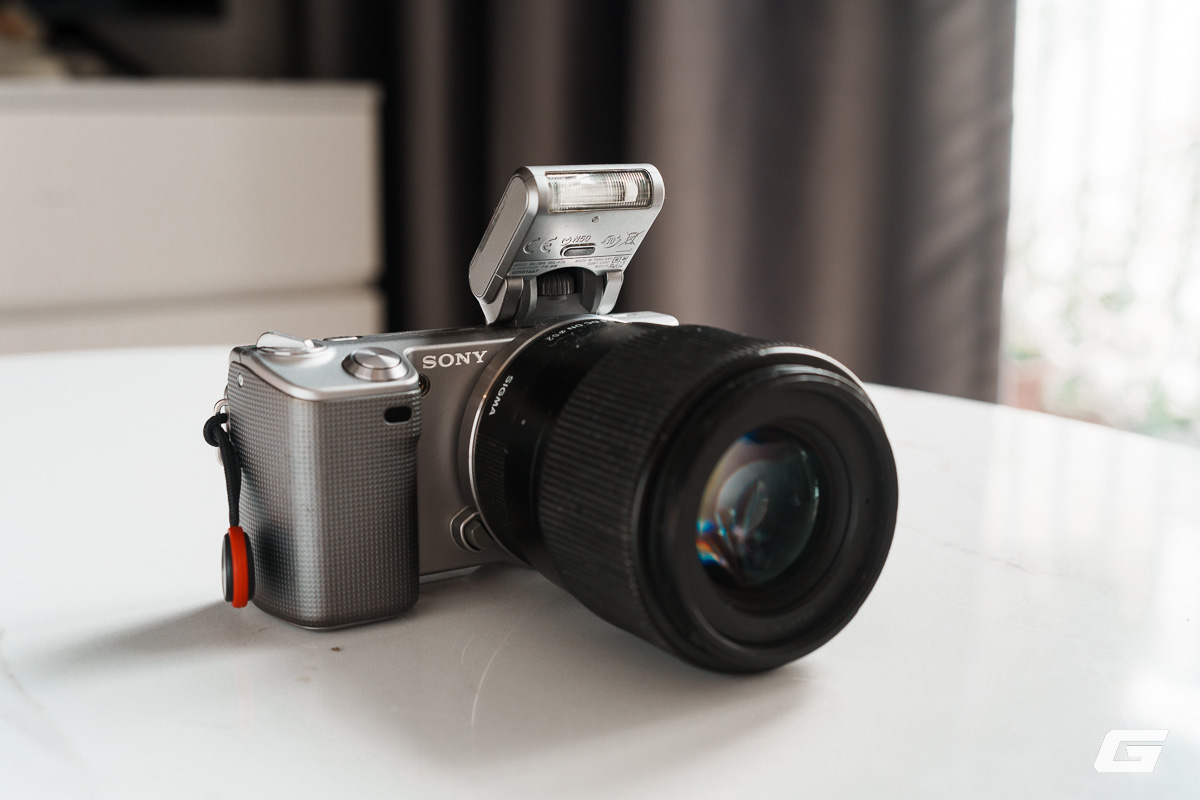 Tôi mua máy ảnh Sony giá 3,5 triệu từ 2010: Chụp vẫn đẹp, nét căng từng pixel nhưng chỉ hợp với hội