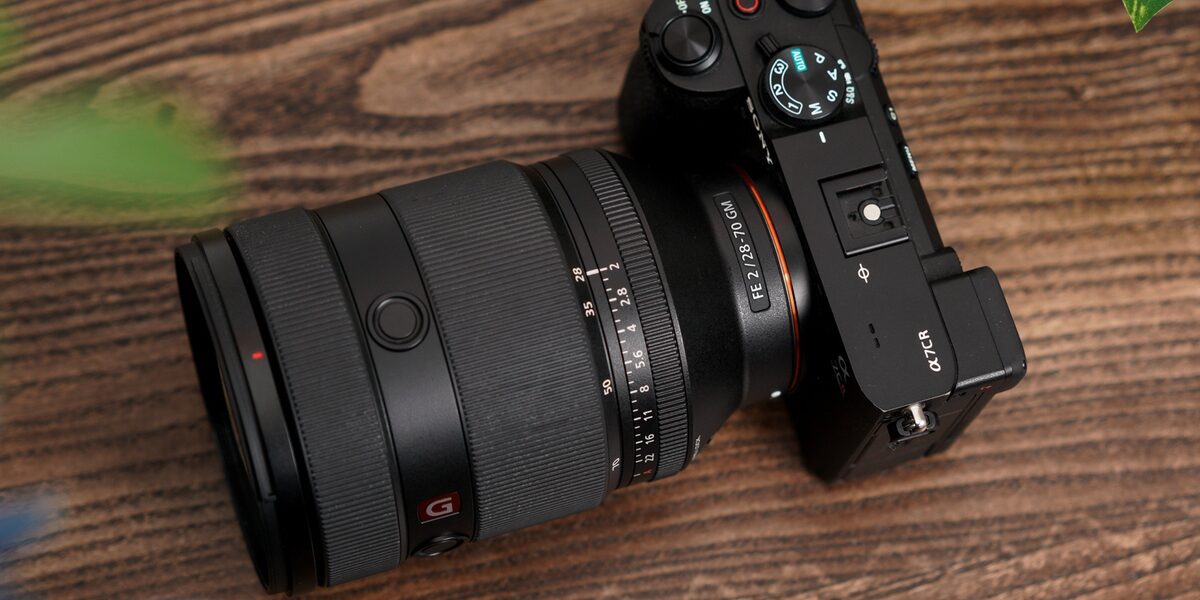 Đánh giá chi tiết bộ đôi Sony A7CR + FE 28-70mm F2: Khi hiệu năng gặp tính thực dụng