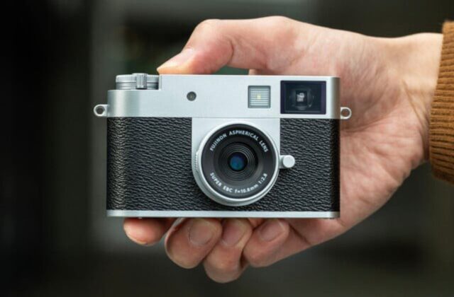 Fujifilm X half: Khi trải nghiệm chụp ảnh cổ điển gặp công nghệ số