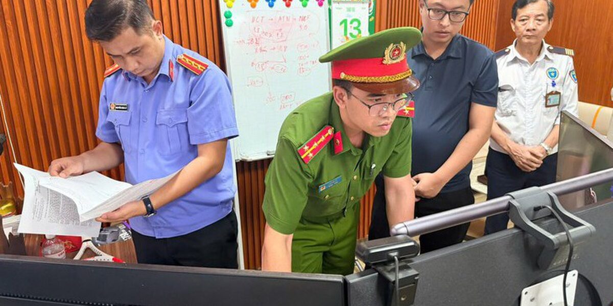 Xâm phạm bản quyền phần mềm: khi cài Windows và Office có thể dẫn tới khởi tố