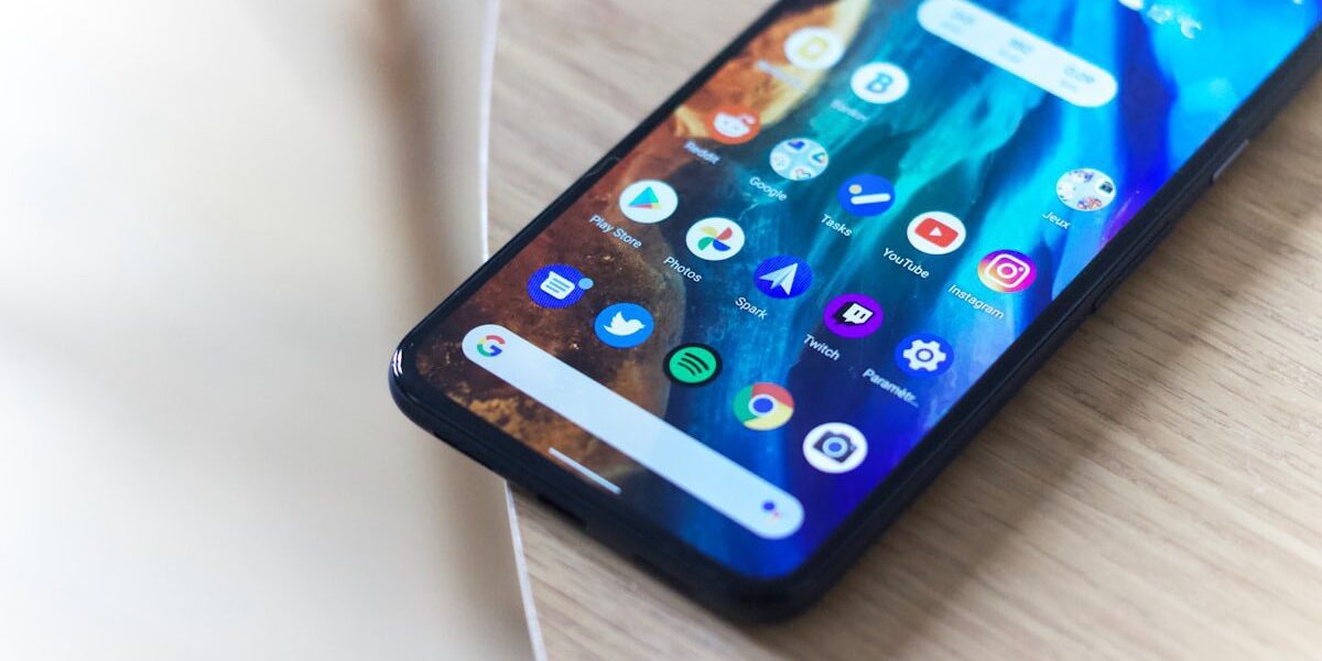 Cảnh báo mã độc lợi dụng NFC: cách kẻ gian tấn công thẻ ngân hàng và biện pháp bảo vệ