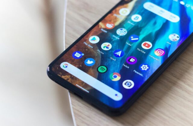 Cảnh báo mã độc lợi dụng NFC: cách kẻ gian tấn công thẻ ngân hàng và biện pháp bảo vệ
