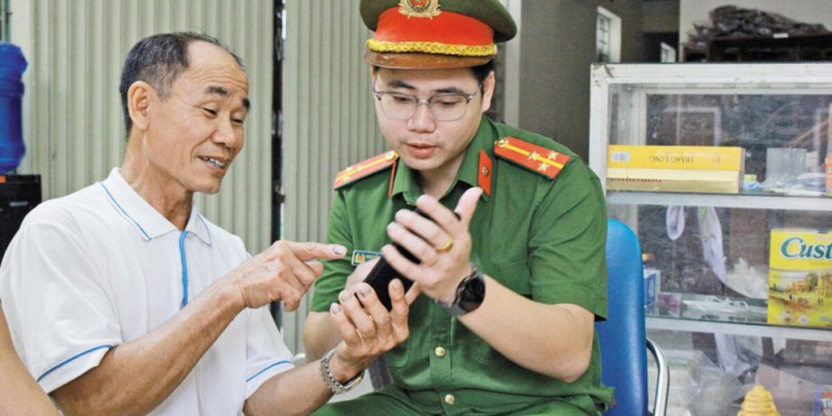 VNeID sẽ tự khóa tài khoản nếu số điện thoại không còn chính chủ: bạn cần làm gì trước 28/9/2026