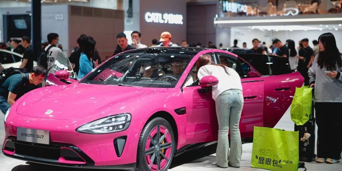 Khi Trung Quốc chuyển trọng tâm từ ‘nhiều tính năng’ sang an toàn ô tô