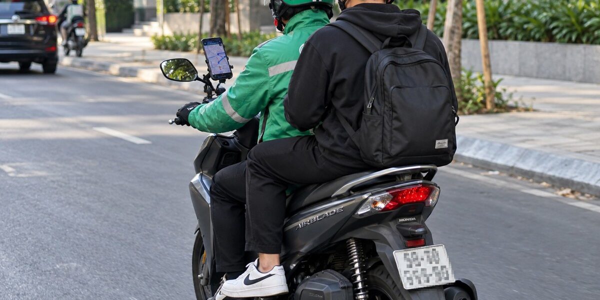Khi “Chế độ Vệ tinh” của Google Maps khiến pin và dữ liệu nhanh hết: cách dùng hợp lý