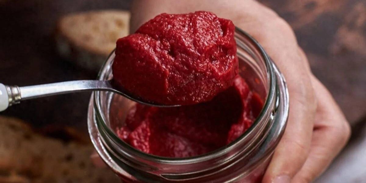 Sốt cà chua hằng ngày có thể thay đổi hoạt động não: những gì một thử nghiệm ngẫu nhiên cho thấy
