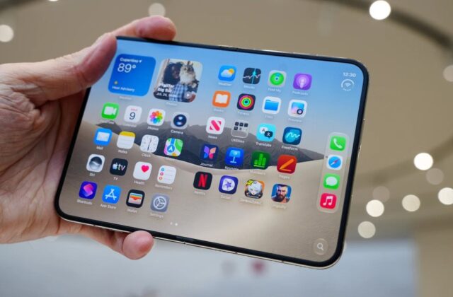 Sau một năm dùng Galaxy Z Fold: nên cân nhắc trước khi rút hầu bao cho iPhone Duo
