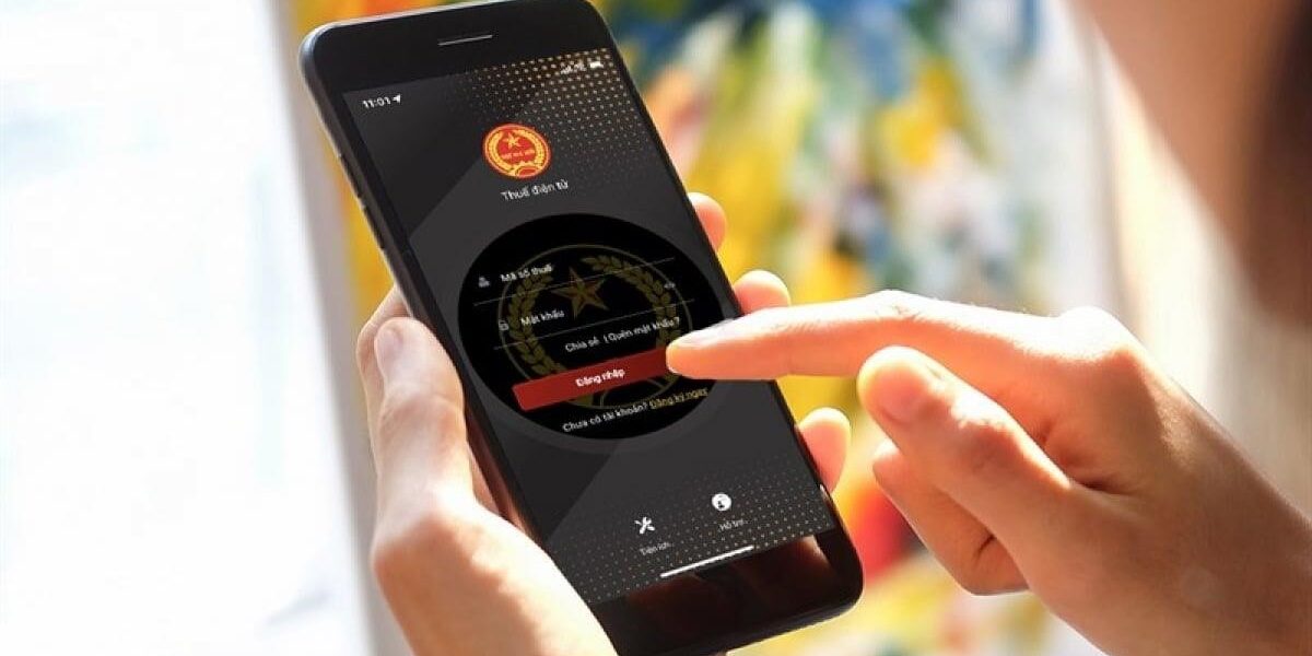 Cách dùng eTax Mobile để phát hiện và phản ánh khi thông tin cá nhân bị dùng trái phép