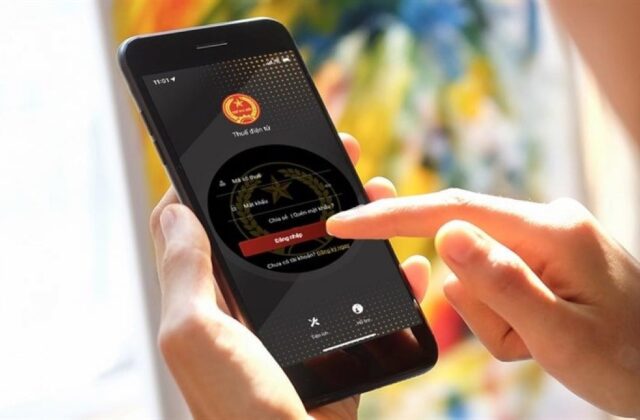 Cách dùng eTax Mobile để phát hiện và phản ánh khi thông tin cá nhân bị dùng trái phép
