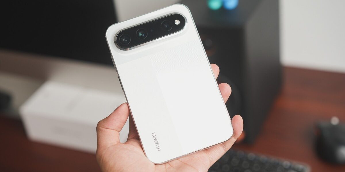 Huawei Pura X View: Khi smartphone trở thành màn hình nhỏ gọn — trải nghiệm và thông số đáng chú ý