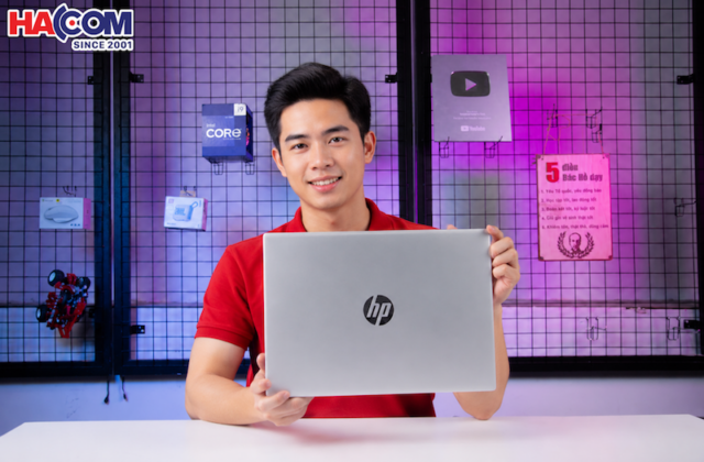 Chọn laptop cho sinh viên IT: đầu tư sao cho hiệu quả suốt 4 năm